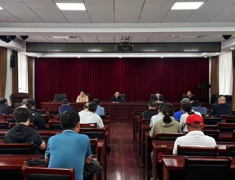 崇明区税务局联合庙镇镇政府农业农村发展办开展农产品政策宣讲会